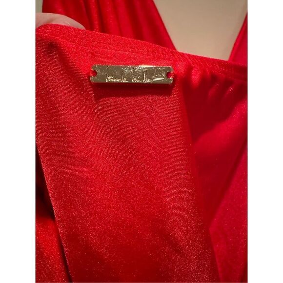 NWT Nicole Miller 1 PC Convertible w Side Ruching Swimsuit in High Risk Red Sz S - Picture 7 of 14